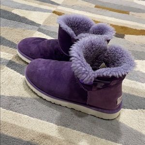 UGG Womens Mini Bailey Button Short Purple Boot